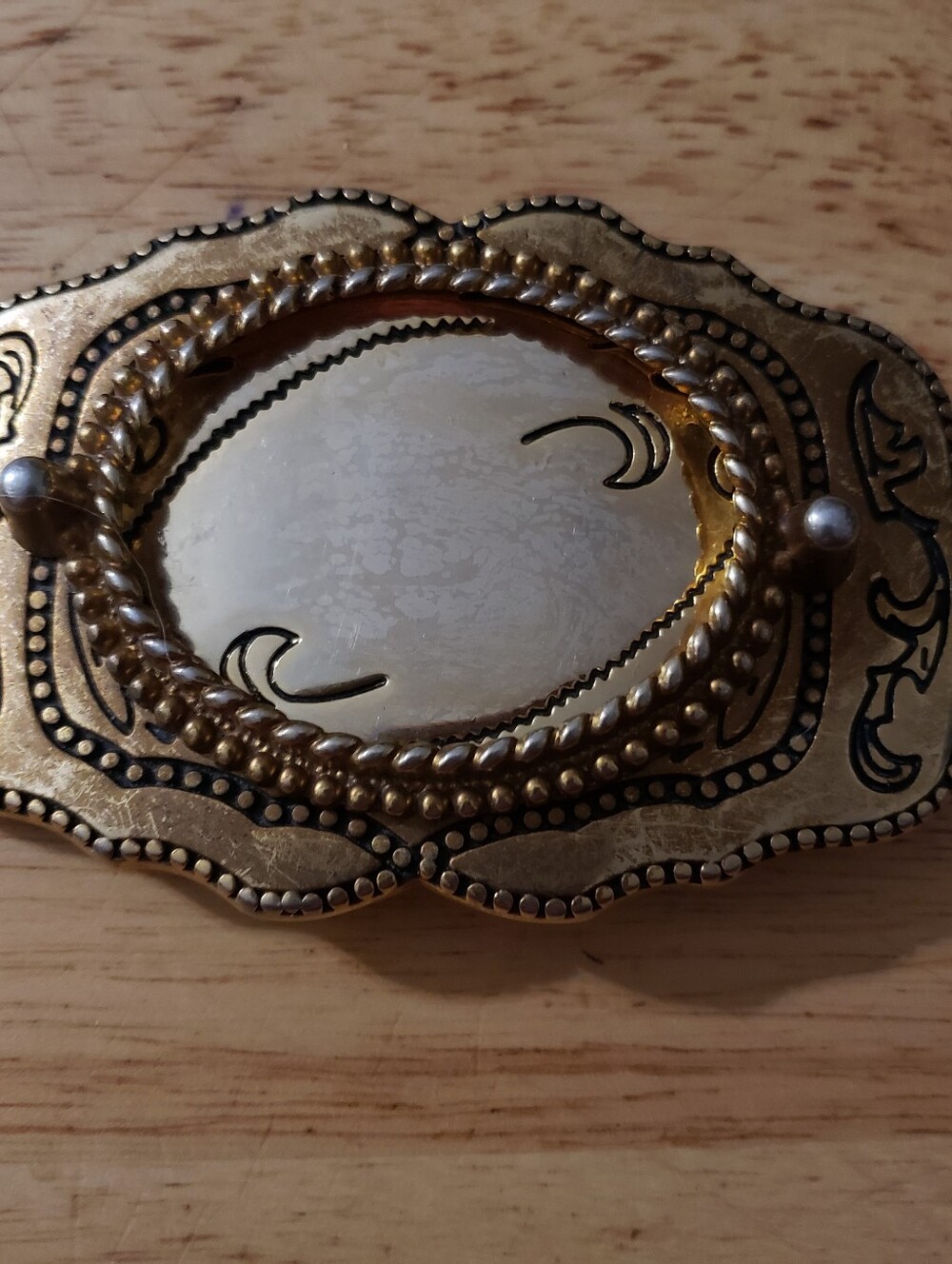 Gold Tone Belt Buckle with Space To Hold Coin Or Cabochon Empty 4" X 2.5"